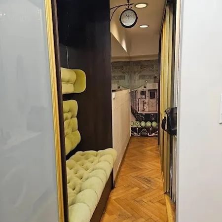 Studio Orient Express Apartment Warsaw